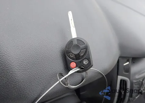 2014 Ford Focus Se из США, поврежденный, VIN 1FADP3F21EL431207